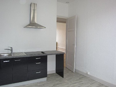 APPARTEMENT T3 A LOUER - ST ETIENNE JACQUARD - 70 m2 - 530€ charges comprises par mois