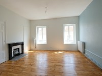 APPARTEMENT T3 A LOUER - ST ETIENNE JACQUARD - 70 m2 - 600 € charges comprises par mois