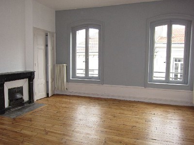 APPARTEMENT T3 A LOUER - ST ETIENNE JACQUARD - 70 m2 - 530€ charges comprises par mois