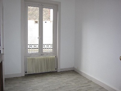 APPARTEMENT T3 A LOUER - ST ETIENNE JACQUARD - 70 m2 - 530€ charges comprises par mois