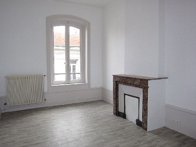 APPARTEMENT T3 A LOUER - ST ETIENNE JACQUARD - 70 m2 - 530€ charges comprises par mois