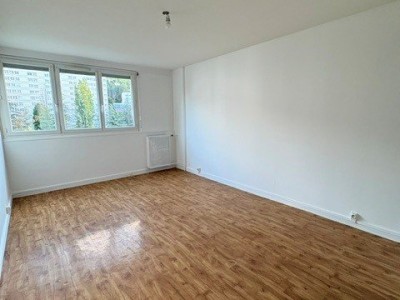 APPARTEMENT T3 A LOUER - ST ETIENNE LA MÉTARE - 67.79 m2 - 610 &euro; charges comprises par mois