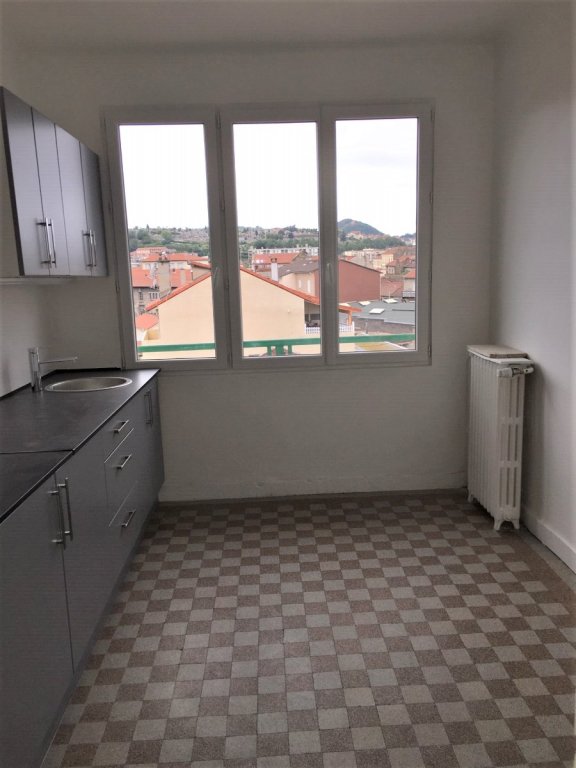 Location De Maisons A Saint Etienne De Chigny 37 Maison A Louer