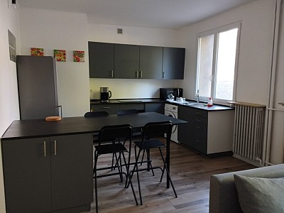 APPARTEMENT T3 A LOUER - ST ETIENNE LE SOLEIL - 67.9 m2 - 570€ charges comprises par mois