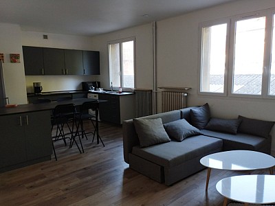 APPARTEMENT T3 A LOUER - ST ETIENNE LE SOLEIL - 67.9 m2 - 570€ charges comprises par mois