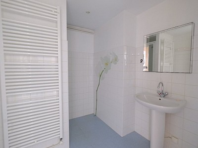 APPARTEMENT T3 A LOUER - ST ETIENNE MONTPLAISIR - 67 m2 - 520�&euro; charges comprises par mois