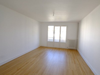 APPARTEMENT T3 A LOUER - ST ETIENNE MONTPLAISIR - 65,1 m2 - 610 € charges comprises par mois