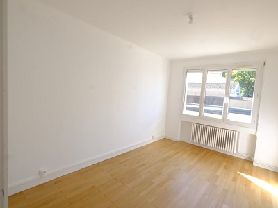 APPARTEMENT T3 A LOUER - ST ETIENNE MONTPLAISIR - 65,1 m2 - 610 € charges comprises par mois