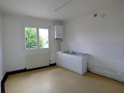 APPARTEMENT T3 A LOUER - ST ETIENNE MONTPLAISIR - 64.45 m2 - 490€ charges comprises par mois
