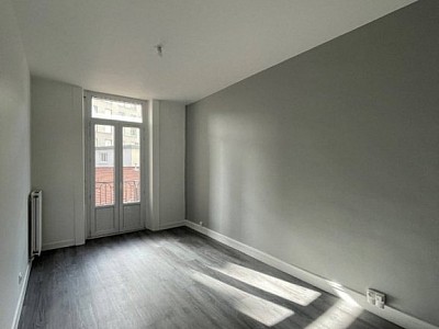 APPARTEMENT T3 A LOUER - ST ETIENNE MONTPLAISIR - 61 m2 - 645€ charges comprises par mois