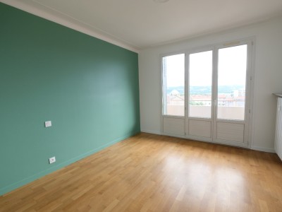 APPARTEMENT T3 A LOUER - ST ETIENNE MONTPLAISIR - 68.75 m2 - 645€ charges comprises par mois