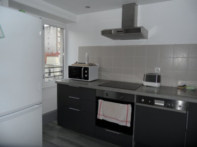 APPARTEMENT T3 A LOUER - ST ETIENNE PLACE ANATOLE FRANCE - 58.21 m2 - 660 &euro; charges comprises par mois