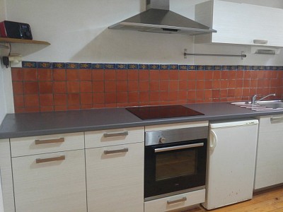 APPARTEMENT T3 A LOUER - ST ETIENNE PLACE DORIAN - 79,31 m2 - 585 € charges comprises par mois