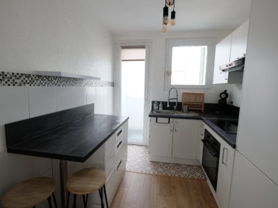 T3 A LOUER - ST ETIENNE FAURIEL - 55.52 m2 - 680€ charges comprises par mois
