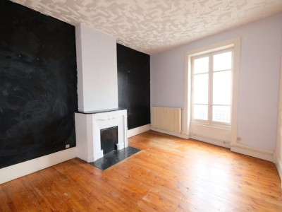 APPARTEMENT T3 A VENDRE - FIRMINY - 63.47 m2 - 49000 €