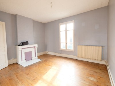 APPARTEMENT T3 A VENDRE - FIRMINY - 63.47 m2 - 49000 €