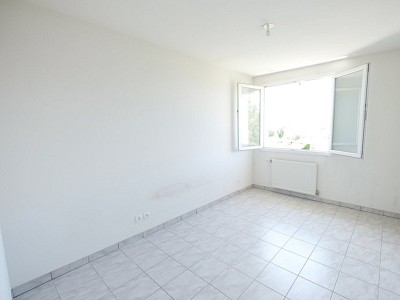 APPARTEMENT T3 - ROCHE LA MOLIERE - 64.3 m2 - VENDU