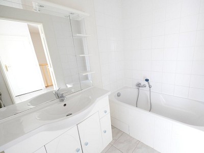 APPARTEMENT T3 - ROCHE LA MOLIERE - 64.3 m2 - VENDU