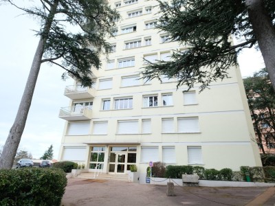 APPARTEMENT T3 A VENDRE - ST ETIENNE FAURIEL - 87.22 m2 - 99 000 €