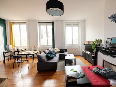 APPARTEMENT T3 - ST ETIENNE CENTRE VILLE - 82.75 m2 - VENDU