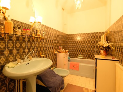 APPARTEMENT T3 A VENDRE - ST ETIENNE CENTRE VILLE - 89.42 m2 - 95000€