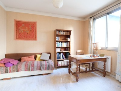 APPARTEMENT T3 A VENDRE - ST ETIENNE CENTRE VILLE - 84.29 m2 - 99 000 €