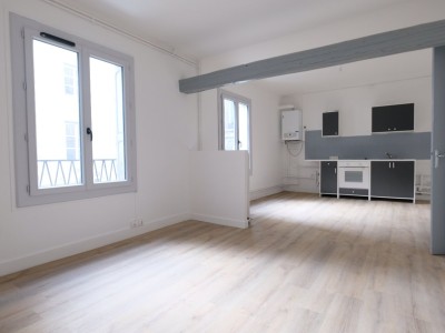 APPARTEMENT T3 A VENDRE - ST ETIENNE CENTRE VILLE - 63 m2 - 89 000 €