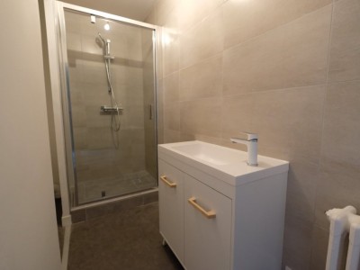 APPARTEMENT T3 A VENDRE - ST ETIENNE CENTRE VILLE - 63 m2 - 89 000 €