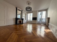 APPARTEMENT T3 A VENDRE - ST ETIENNE CENTRE VILLE - 86.56 m2 - 125 000 €