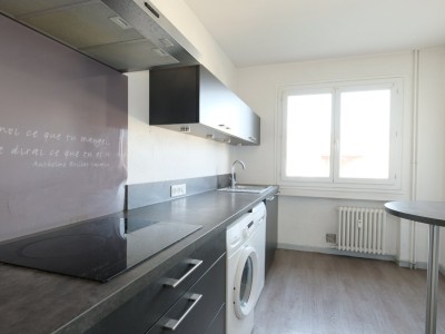 APPARTEMENT T3 A VENDRE - ST ETIENNE CHATEAUCREUX - 63.71 m2 - 79 000 €