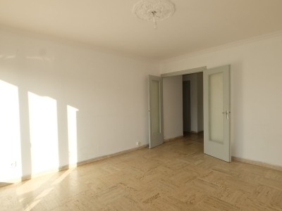 APPARTEMENT T3 A VENDRE - ST ETIENNE CHATEAUCREUX - 63.71 m2 - 79 000 €