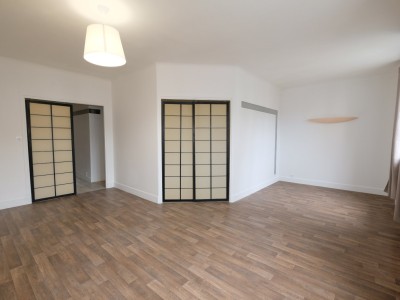 APPARTEMENT T3 - ST ETIENNE FACULTE / CENTRE DEUX - 61.62 m2 - VENDU