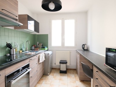 APPARTEMENT T3 A VENDRE - ST ETIENNE FACULTE / CENTRE DEUX - 63.75 m2 - 79000€