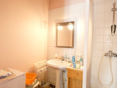 APPARTEMENT T3 A VENDRE - ST ETIENNE FACULTE / CENTRE DEUX - 57.7 m2 - 56 000 €