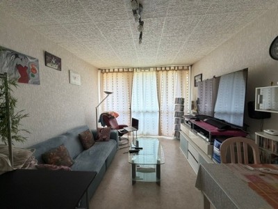 APPARTEMENT T3 A VENDRE - ST ETIENNE FACULTE / CENTRE DEUX - 71.05 m2 - 49 000 €