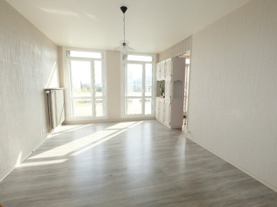 APPARTEMENT T3 A VENDRE - ST ETIENNE FAURIEL - 65.1 m2 - 96000 €