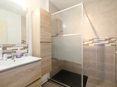 APPARTEMENT T3 A VENDRE - ST ETIENNE FAURIEL - 65.1 m2 - 96000 €