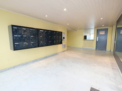 APPARTEMENT T3 A VENDRE - ST ETIENNE FAURIEL - 69.66 m2 - 126000€
