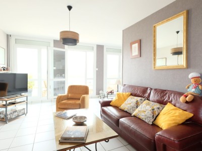 APPARTEMENT T3 A VENDRE - ST ETIENNE FAURIEL - 64.31 m2 - 112000€