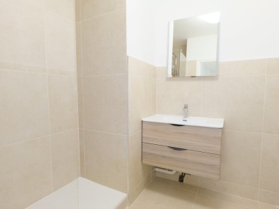 APPARTEMENT T3 A VENDRE - ST ETIENNE FAURIEL - 70.61 m2 - 160000€