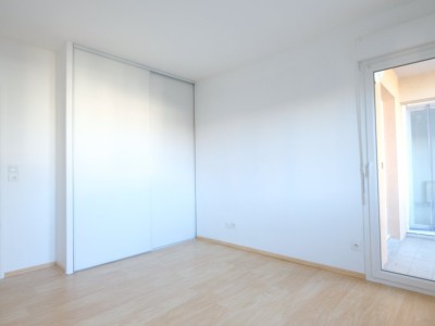 APPARTEMENT T3 A VENDRE - ST ETIENNE FAURIEL - 66.8 m2 - 138�000�&euro;