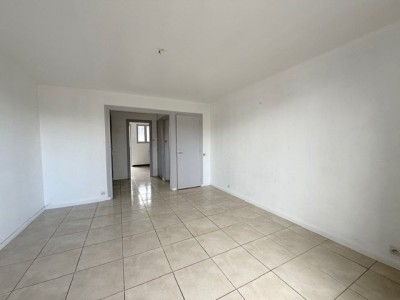 APPARTEMENT T3 A VENDRE - ST ETIENNE FAURIEL - 55.26 m2 - 79 000 &euro;