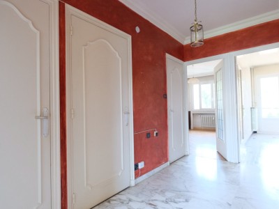 APPARTEMENT T3 A VENDRE - ST ETIENNE FAURIEL - 71.3 m2 - 76 000 €