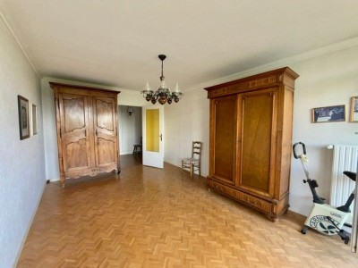 APPARTEMENT T3 A VENDRE - ST ETIENNE FAURIEL - 65.17 m2 - 79 000 €