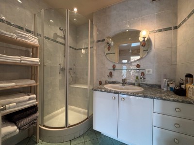 APPARTEMENT T3 A VENDRE - ST ETIENNE FAURIEL - 62.9 m2 - 62 000 €