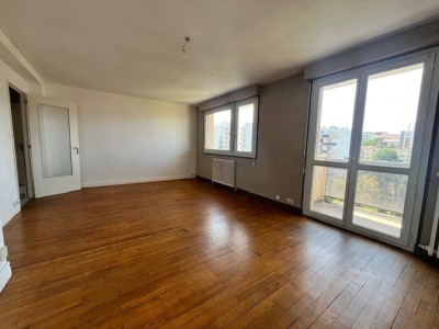 APPARTEMENT T3 A VENDRE - ST ETIENNE FAURIEL - 66.85 m2 - 79 000 &euro;