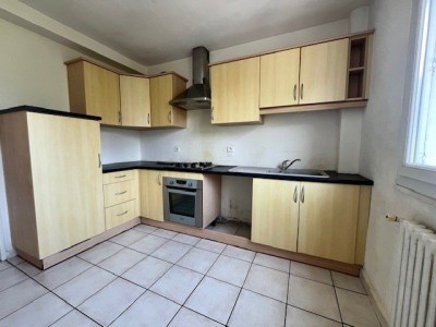APPARTEMENT T3 A VENDRE - ST ETIENNE FAURIEL - 66.85 m2 - 79 000 &euro;