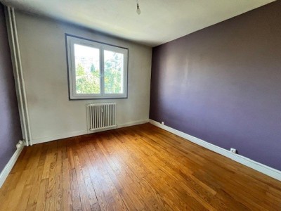 APPARTEMENT T3 A VENDRE - ST ETIENNE FAURIEL - 66.85 m2 - 79 000 &euro;