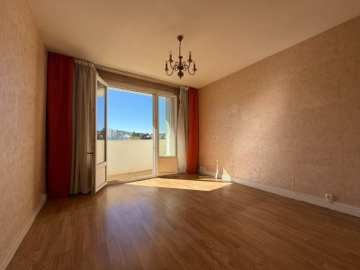 APPARTEMENT T3 A VENDRE - ST ETIENNE FAURIEL - 64.96 m2 - 75 000 &euro;