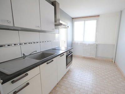 APPARTEMENT T3 - ST ETIENNE LA MTARE - 72.01 m2 - VENDU